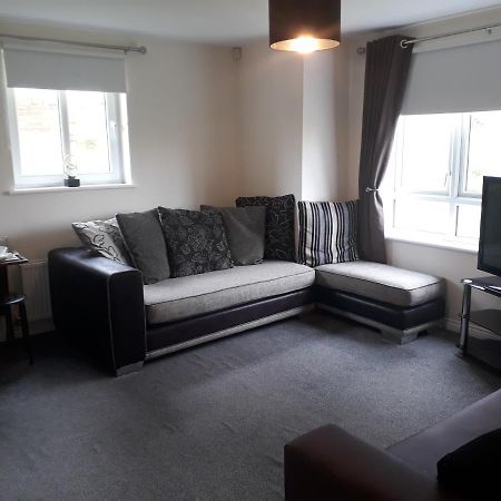 Pond View Daire Airdrie Dış mekan fotoğraf